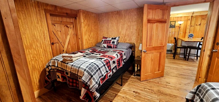 Cabins (United States of America, Greenville, Maine)