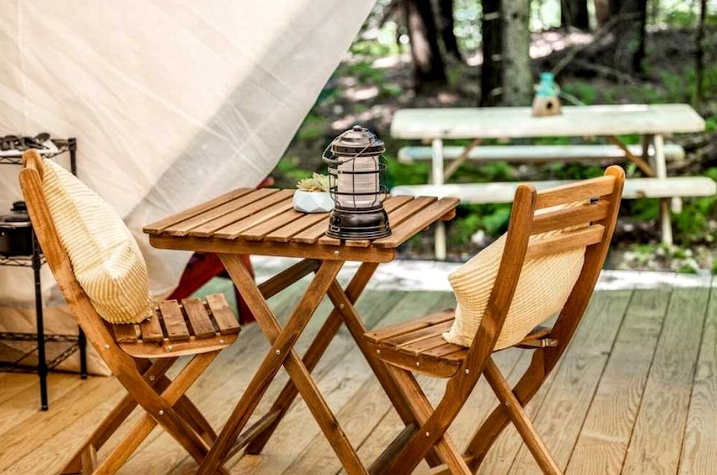 Boutique Safari Tent Glamping Retreat with Continental Breakfast, Forest Trails & Pond in Broadalbin, New York