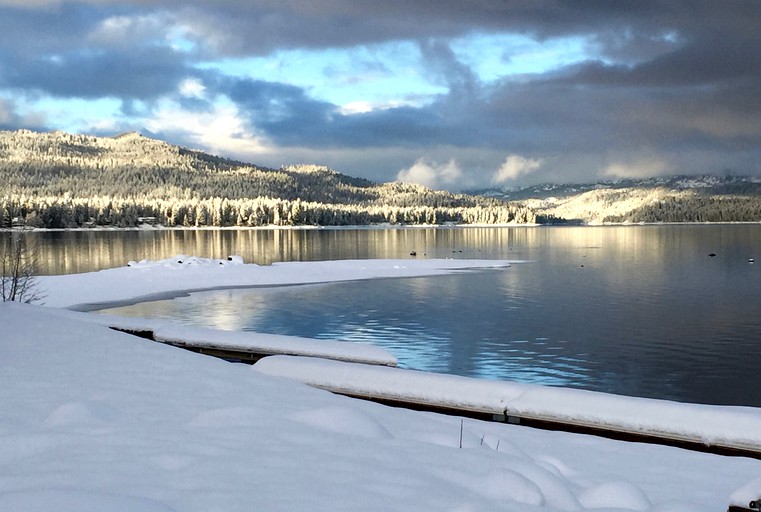 A-Frame Cabins (Payette Lake, Idaho, United States)