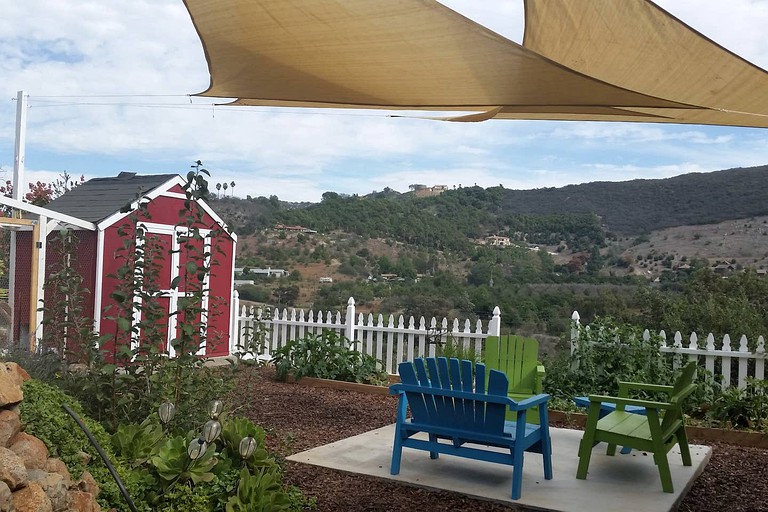 Morning Song Farm 2, Vacation Rentals, Rainbow, United States of