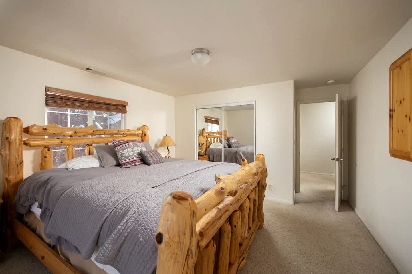 Family-Friendly Cabin with Foosball Table and Cozy Interior in California