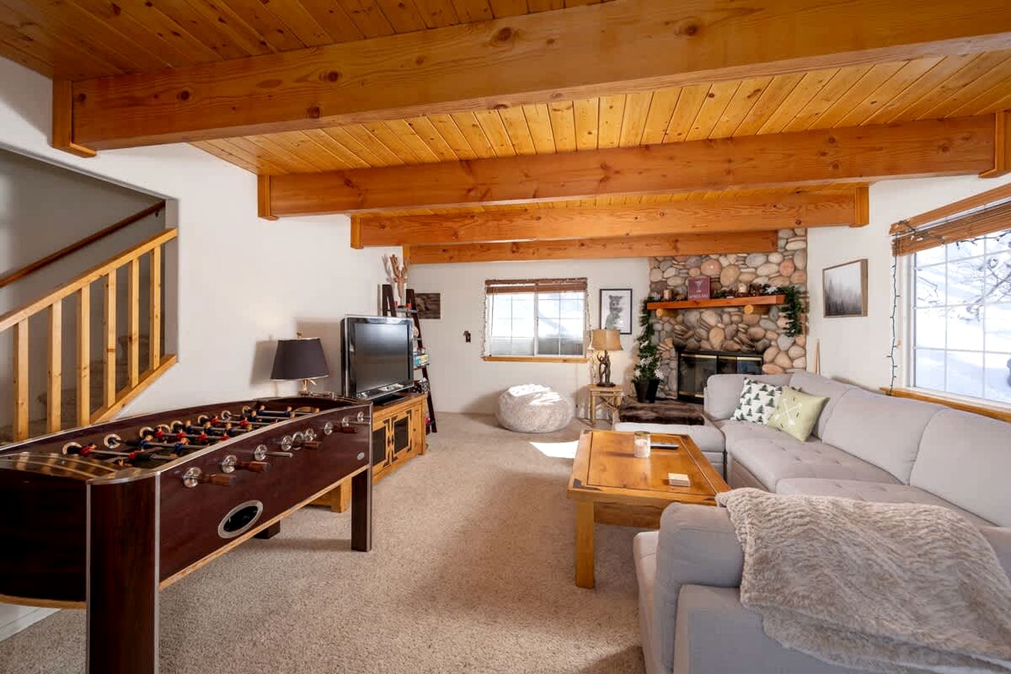 Family-Friendly Cabin with Foosball Table and Cozy Interior in California