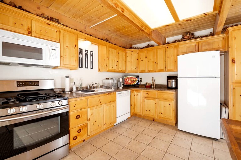 Cabins (United States of America, Moonridge, California)