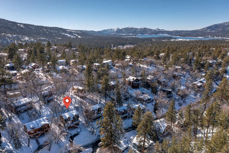 Cabins (United States of America, Moonridge, California)