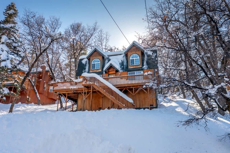 Cabins (United States of America, Moonridge, California)