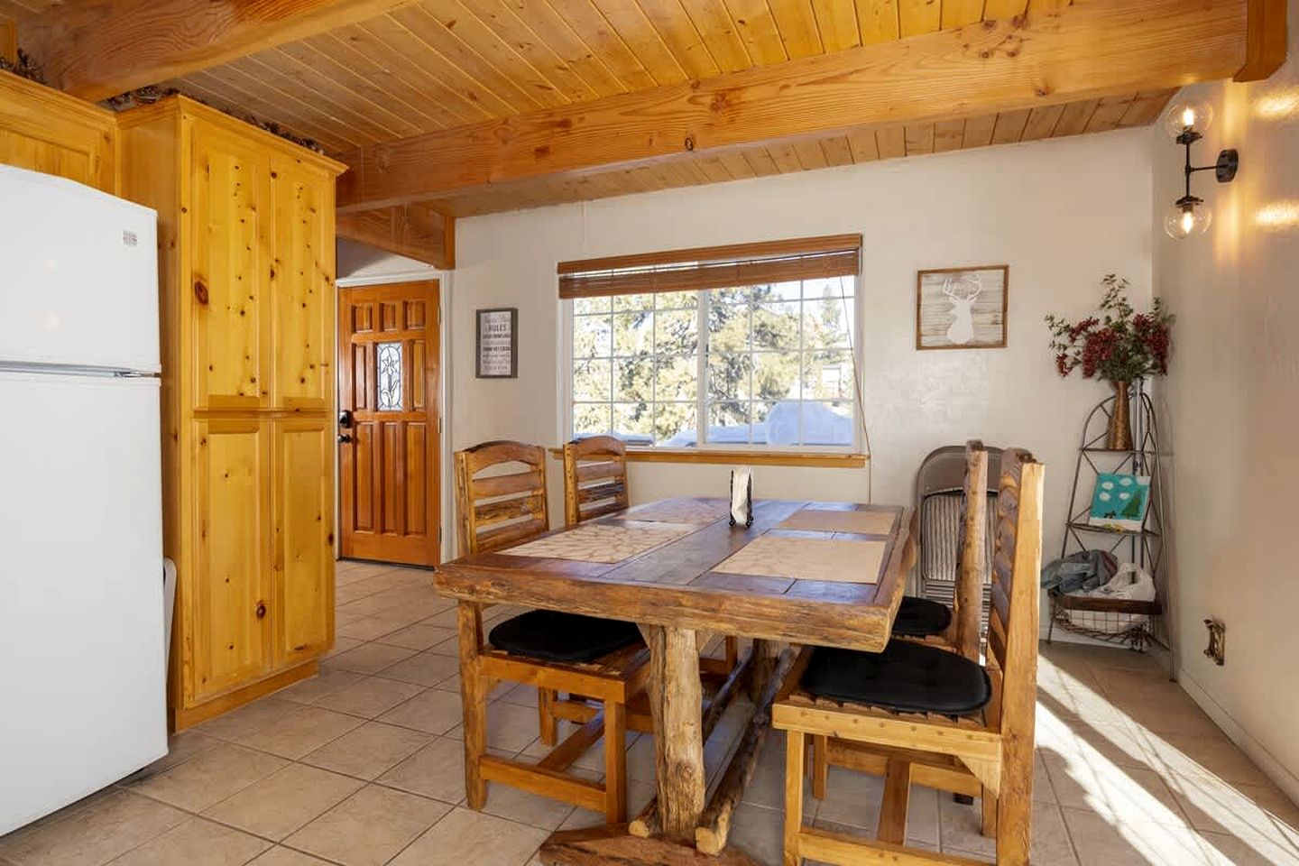 Family-Friendly Cabin with Foosball Table and Cozy Interior in California