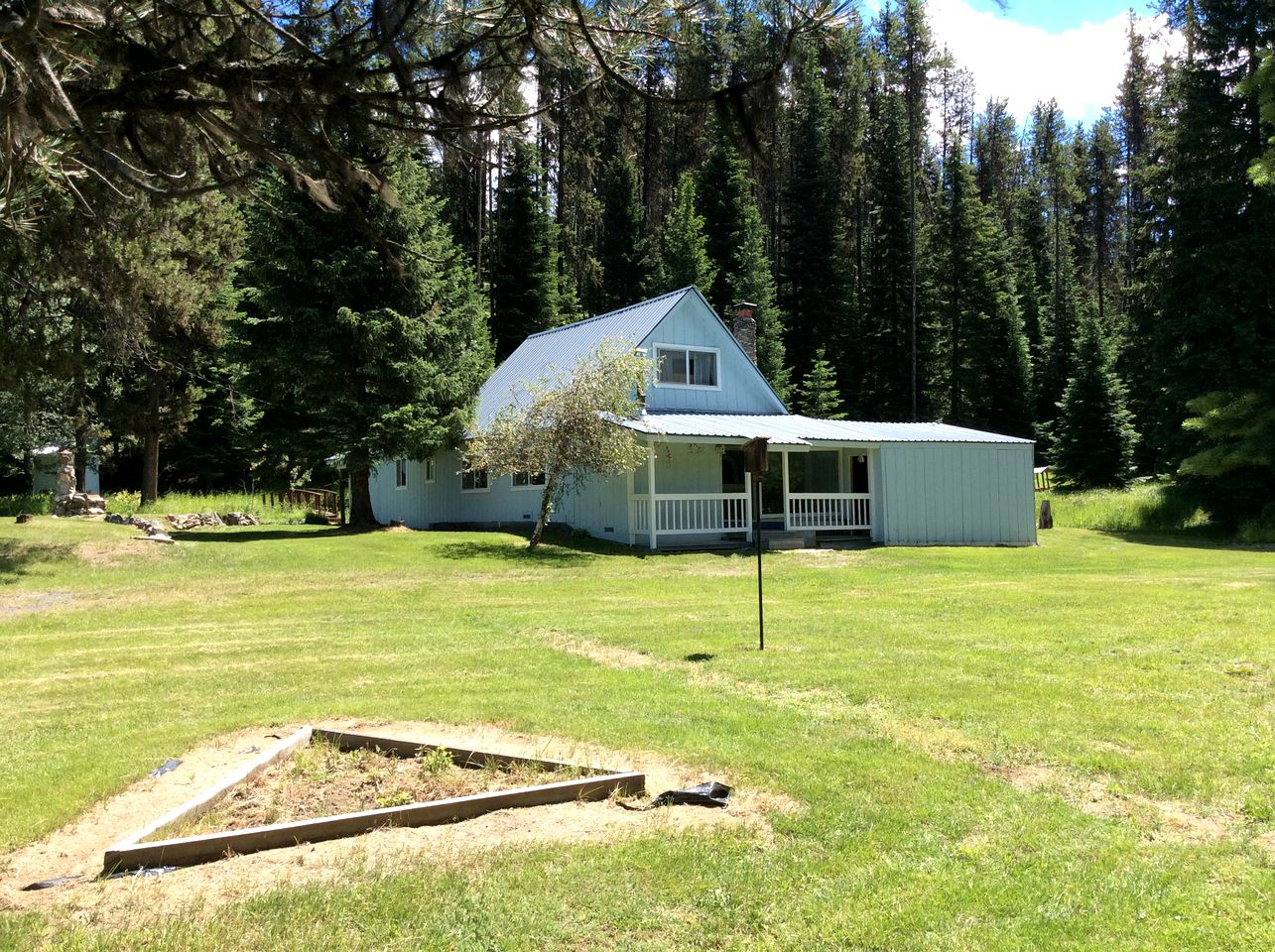 Cabins (Elk City, Idaho, United States)