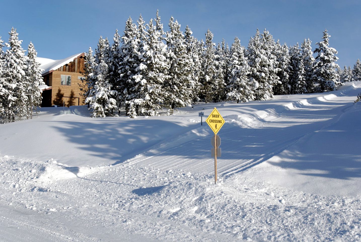 Family-Friendly Cabin Rental with Lone Peak Views in Big Sky
