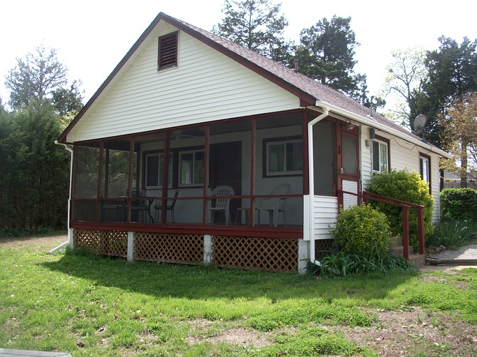 Cabins (Gamaliel, Arkansas, United States)