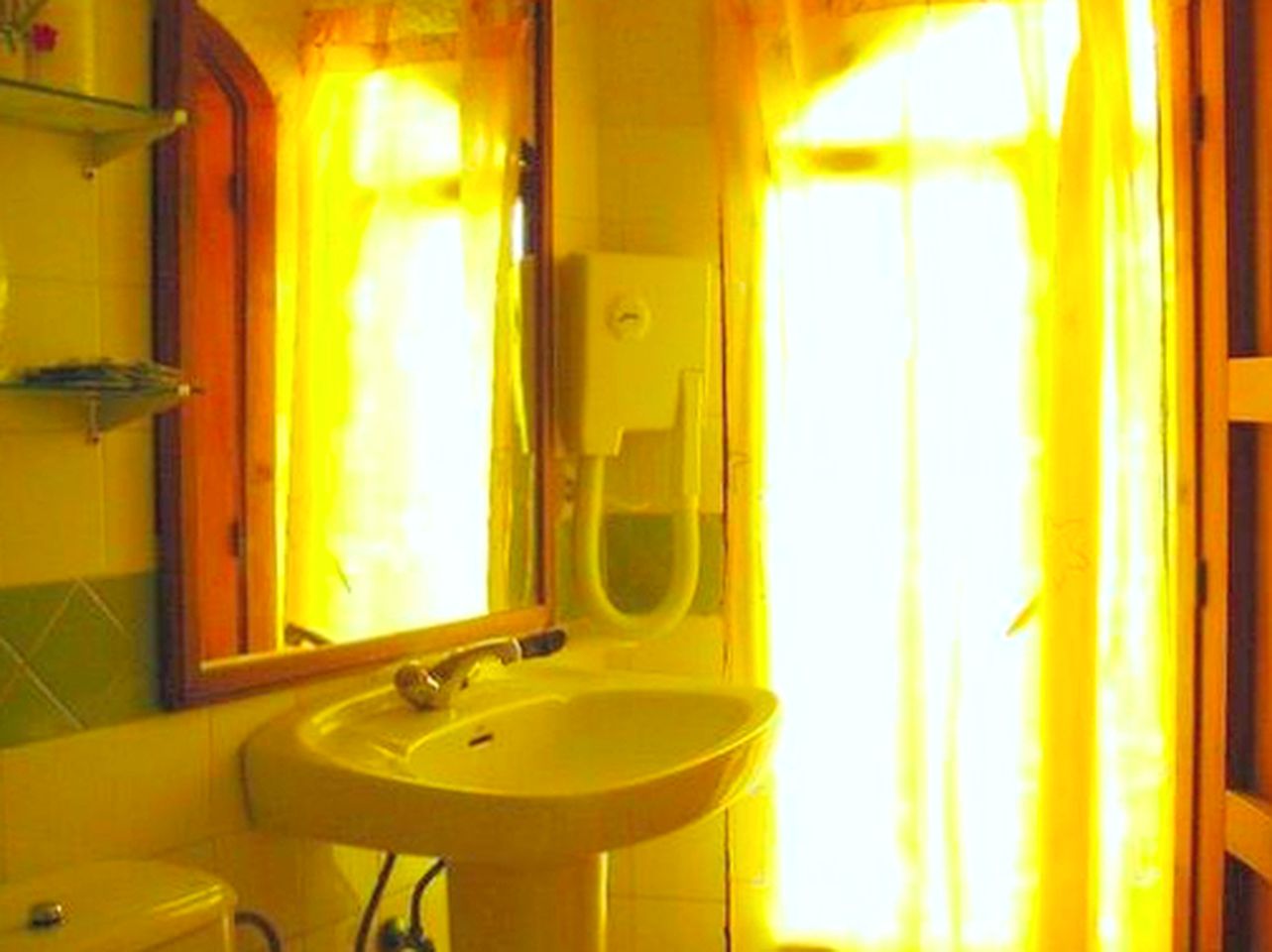 Family-Friendly Cave Getaway near the Sierra Nevada National Park in Spain