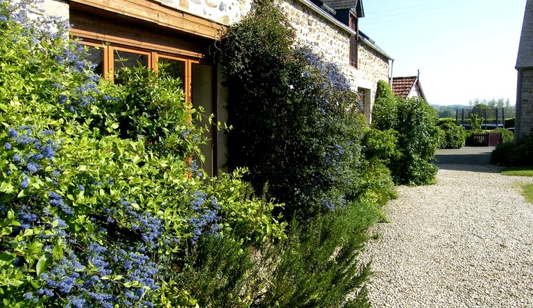 Cottages (Henansal, Brittany, France)