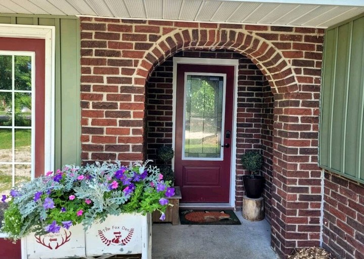 Cottages (Canada, Lions Head, Ontario)