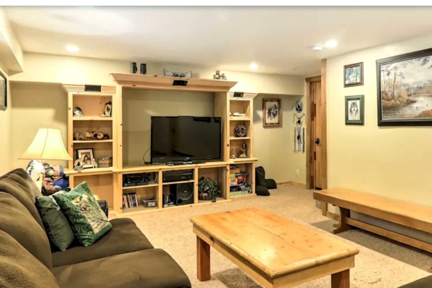 Spacious Family Cabin with Fire Pit & Dual Living Areas Near Duck Creek Village, UT