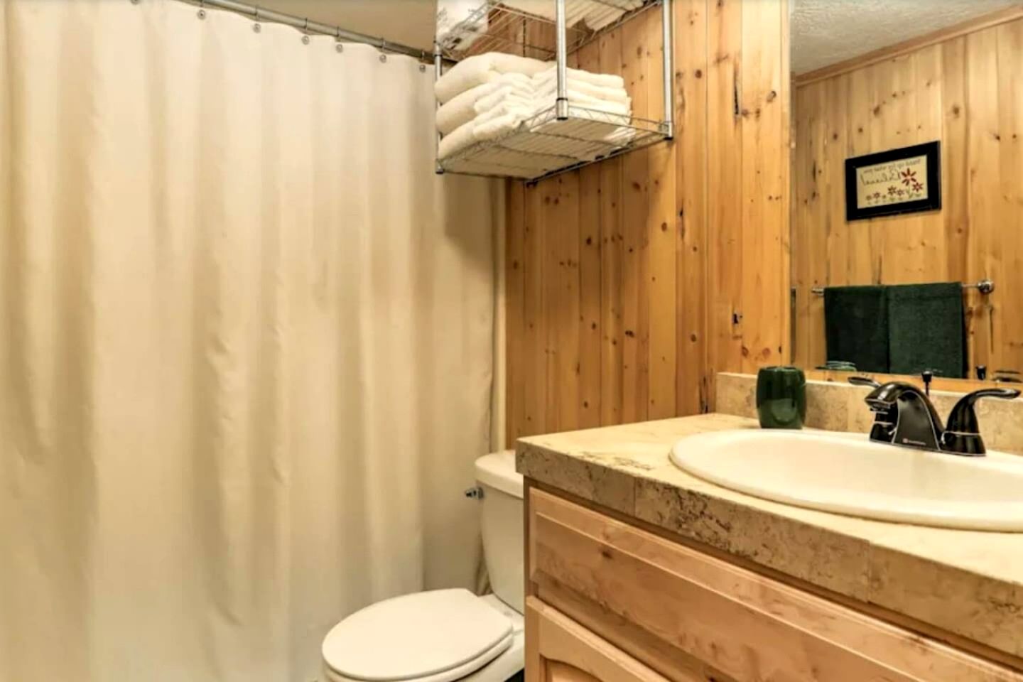 Spacious Family Cabin with Fire Pit & Dual Living Areas Near Duck Creek Village, UT