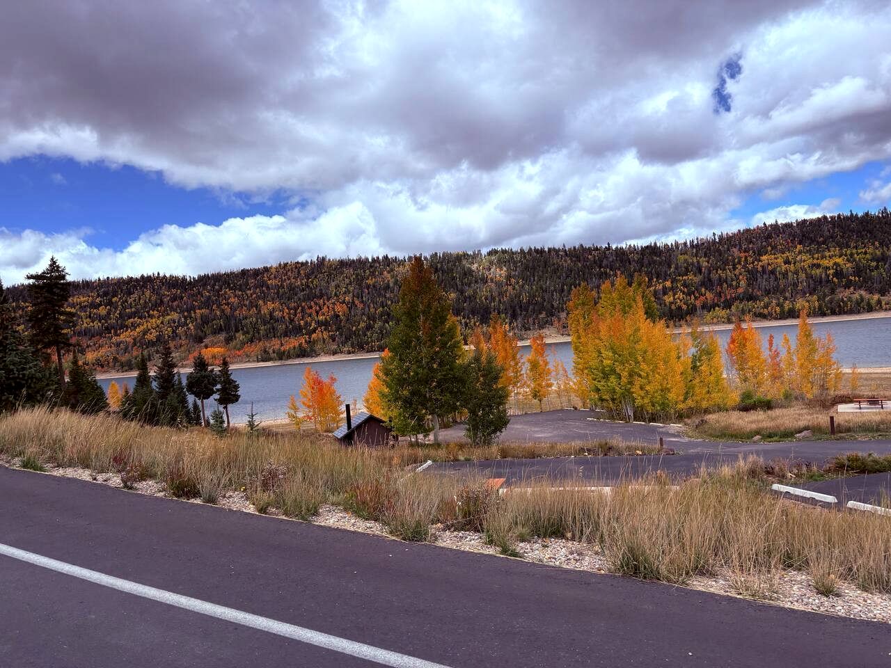 Spacious Family Cabin with Fire Pit & Dual Living Areas Near Duck Creek Village, UT