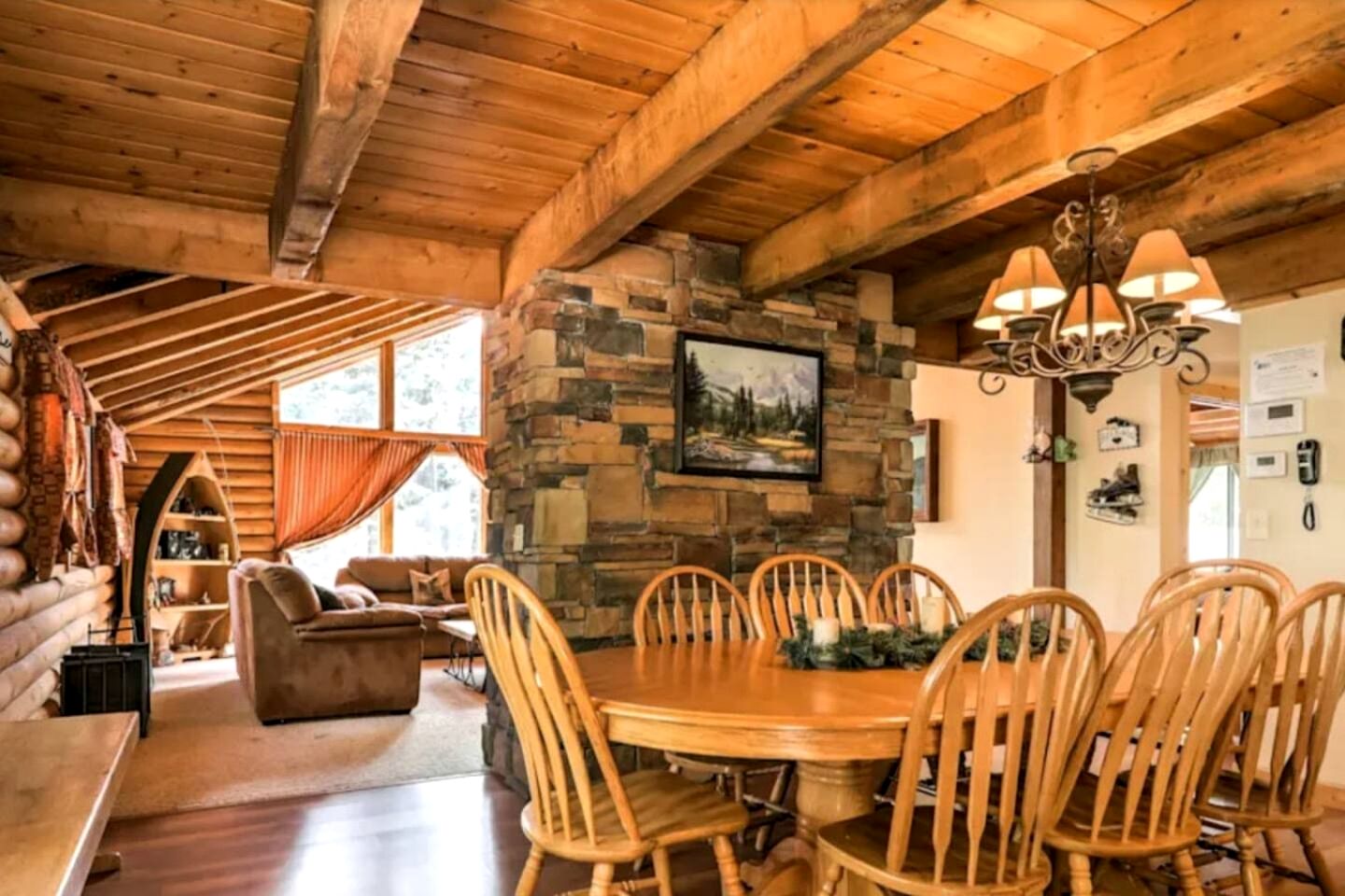 Spacious Family Cabin with Fire Pit & Dual Living Areas Near Duck Creek Village, UT