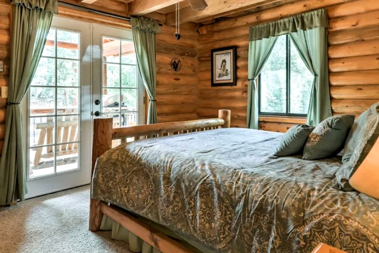 Cabins (United States of America, Duck Creek Village, Utah)