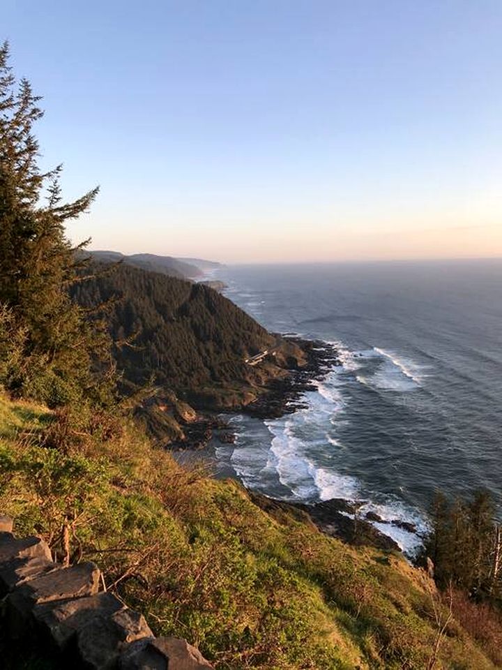 Family-Friendly Tiny House Getaway near Waldport, Oregon