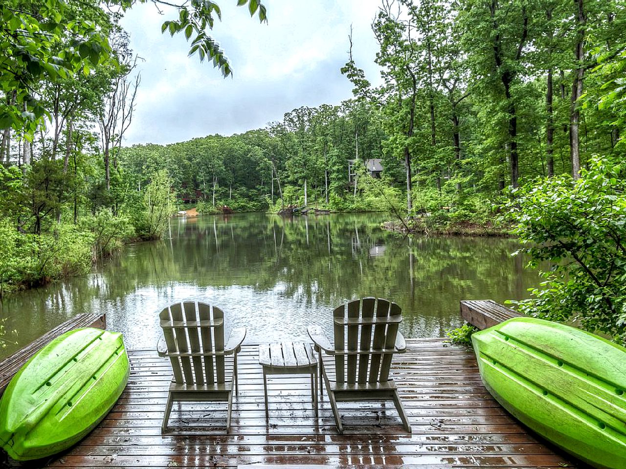 Lakefront Cabin near Columbia, Missouri