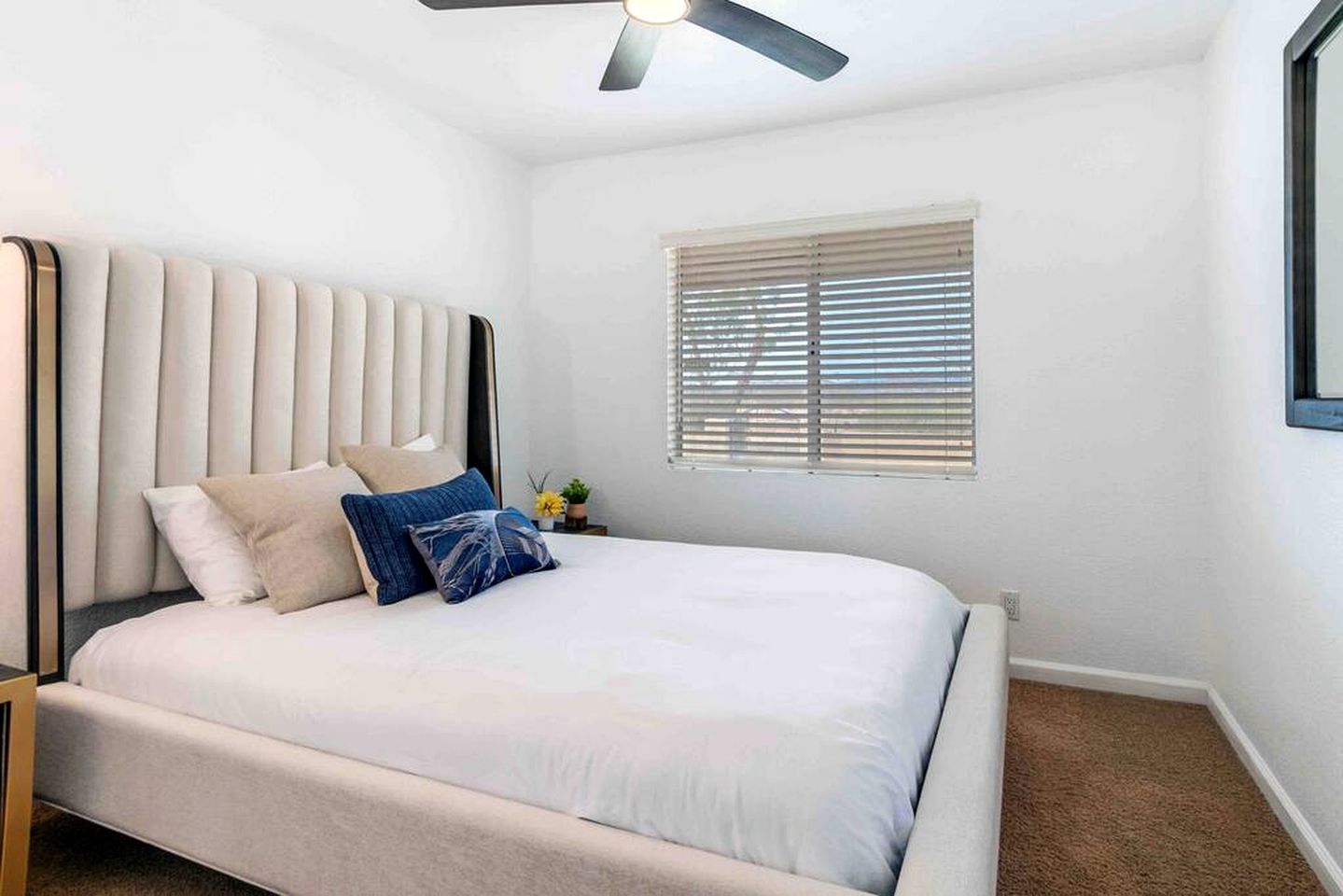 Family and Pet Friendly Vacation Rental in Joshua Tree with a Luxury Hot Tub, Gym, and Outdoor Pool