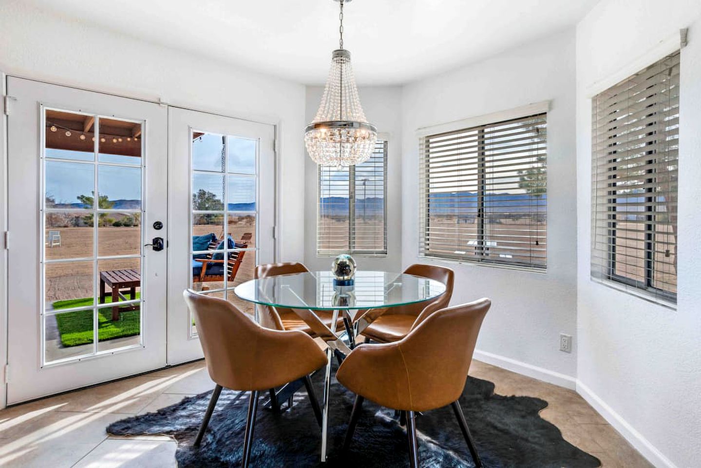 Family and Pet Friendly Vacation Rental in Joshua Tree with a Luxury Hot Tub, Gym, and Outdoor Pool