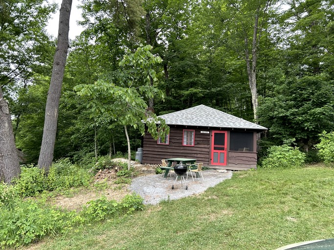 Cabins (United States of America, Lyme, New Hampshire)