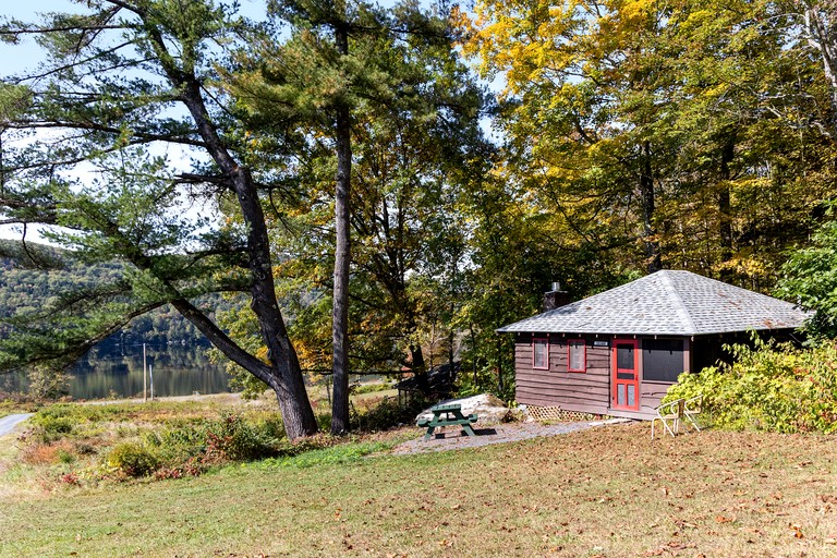 Cabins (United States of America, Lyme, New Hampshire)