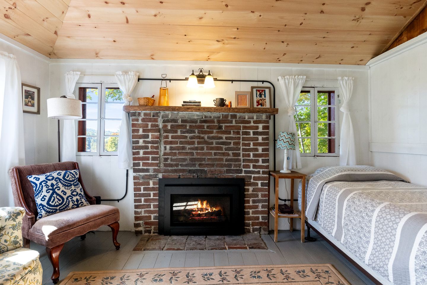 Family-Friendly Vacation Rental with Fireplace near the Appalachian Trail