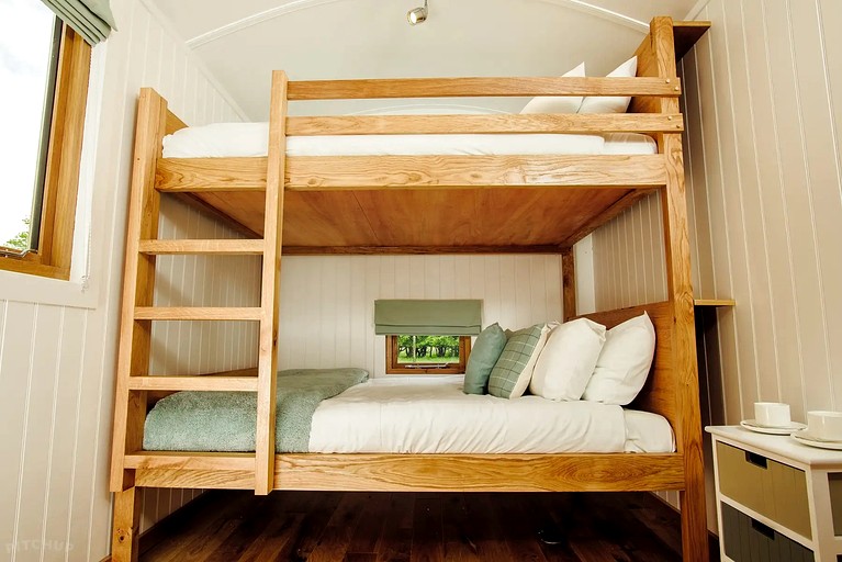 Huts (United Kingdom, Preston, England)