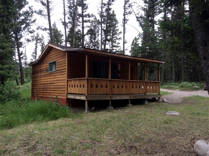 Cabins (United States of America, Hall, Montana)