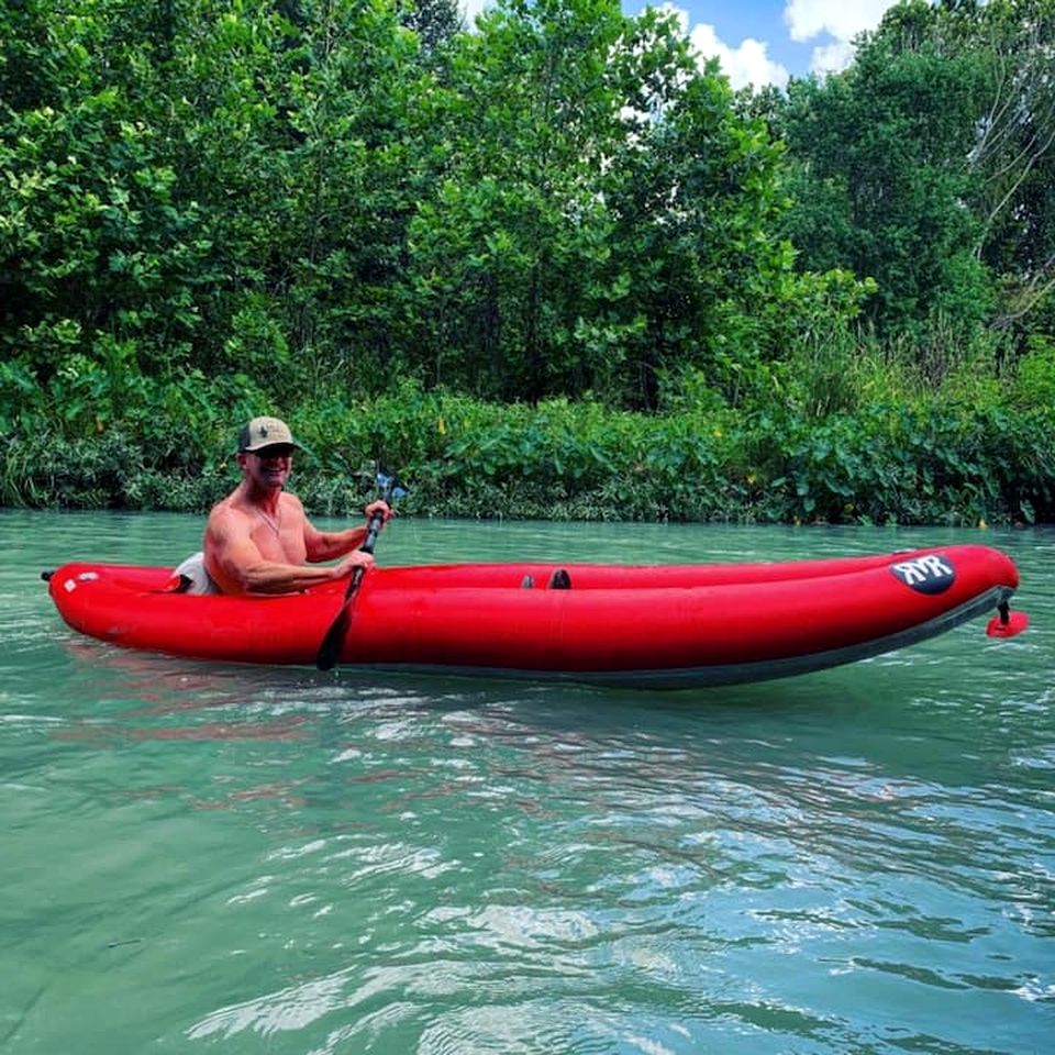 Family-Friendly Safari Tent Adventure on the San Marcos River: Marvelous Glamping Getaway near Kingsbury, Texas