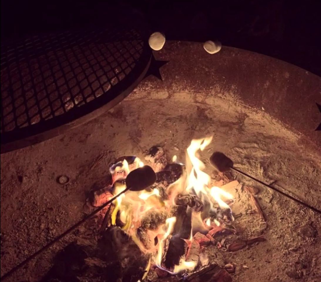 Family-Friendly Safari Tent Adventure on the San Marcos River: Marvelous Glamping Getaway near Kingsbury, Texas