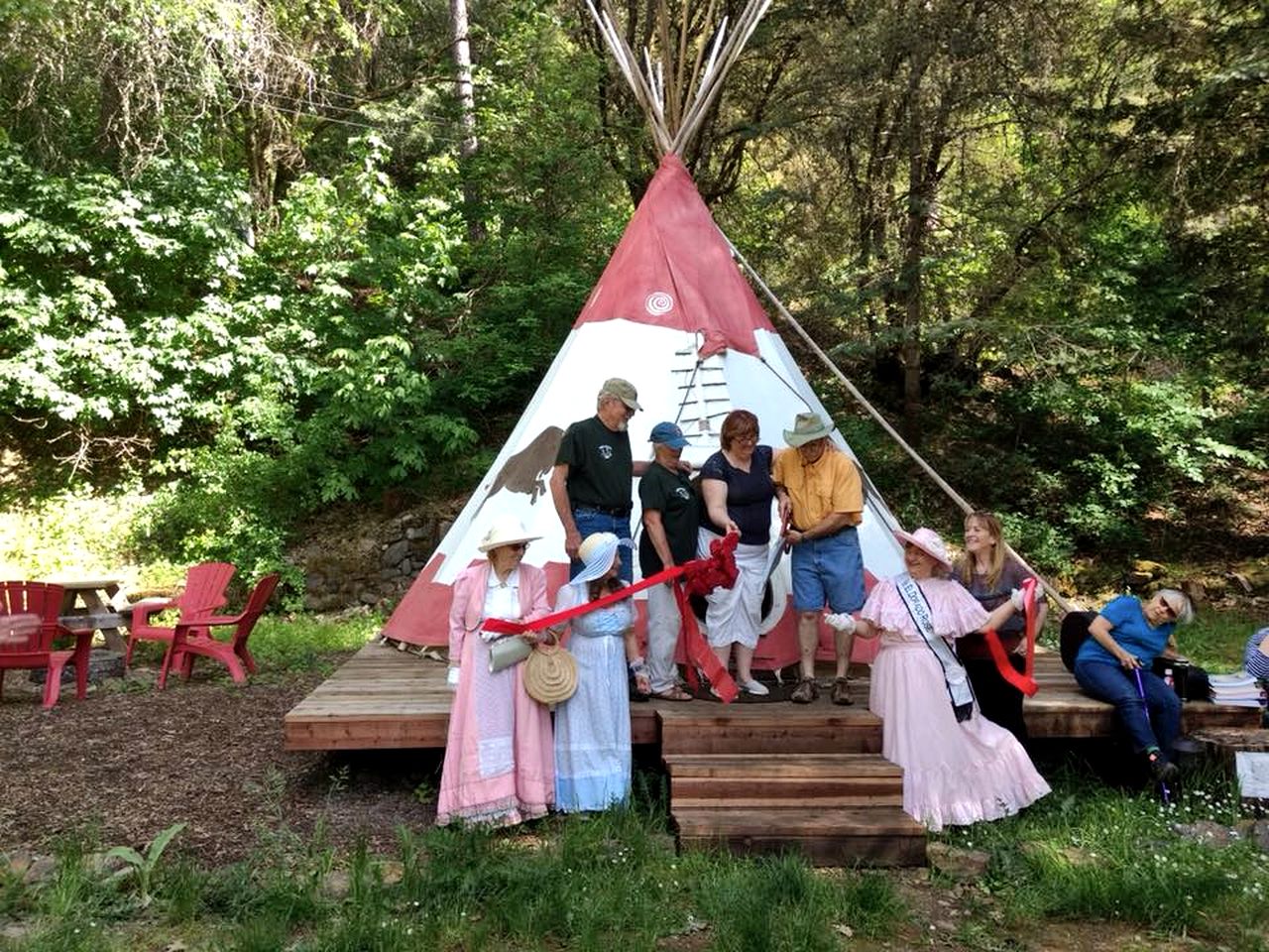 Tipi Eldorado National Forest, California Glamping Hub