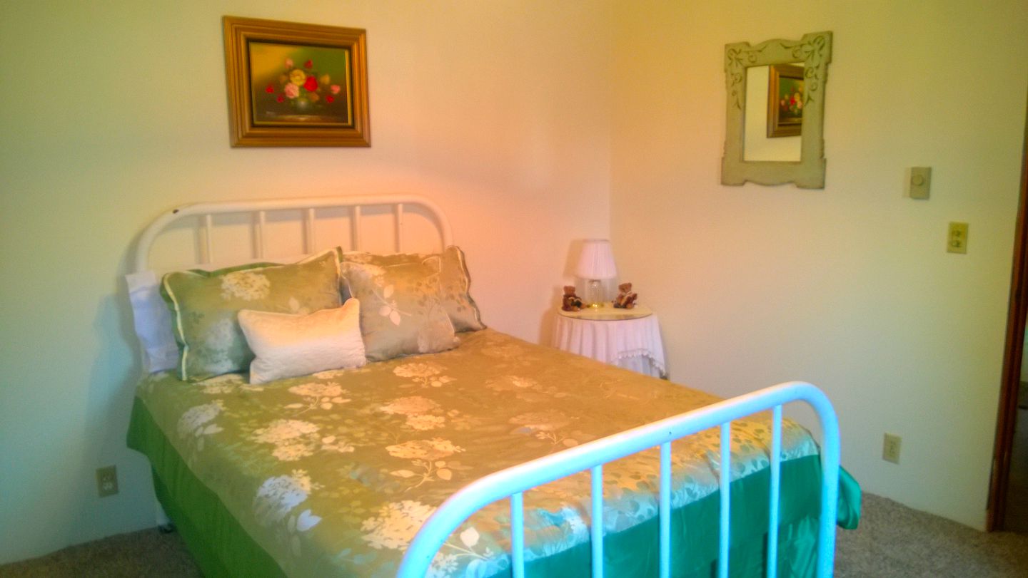 Family-Friendly Vacation Rental by a Beautiful Creek near Long Pine, Nebraska