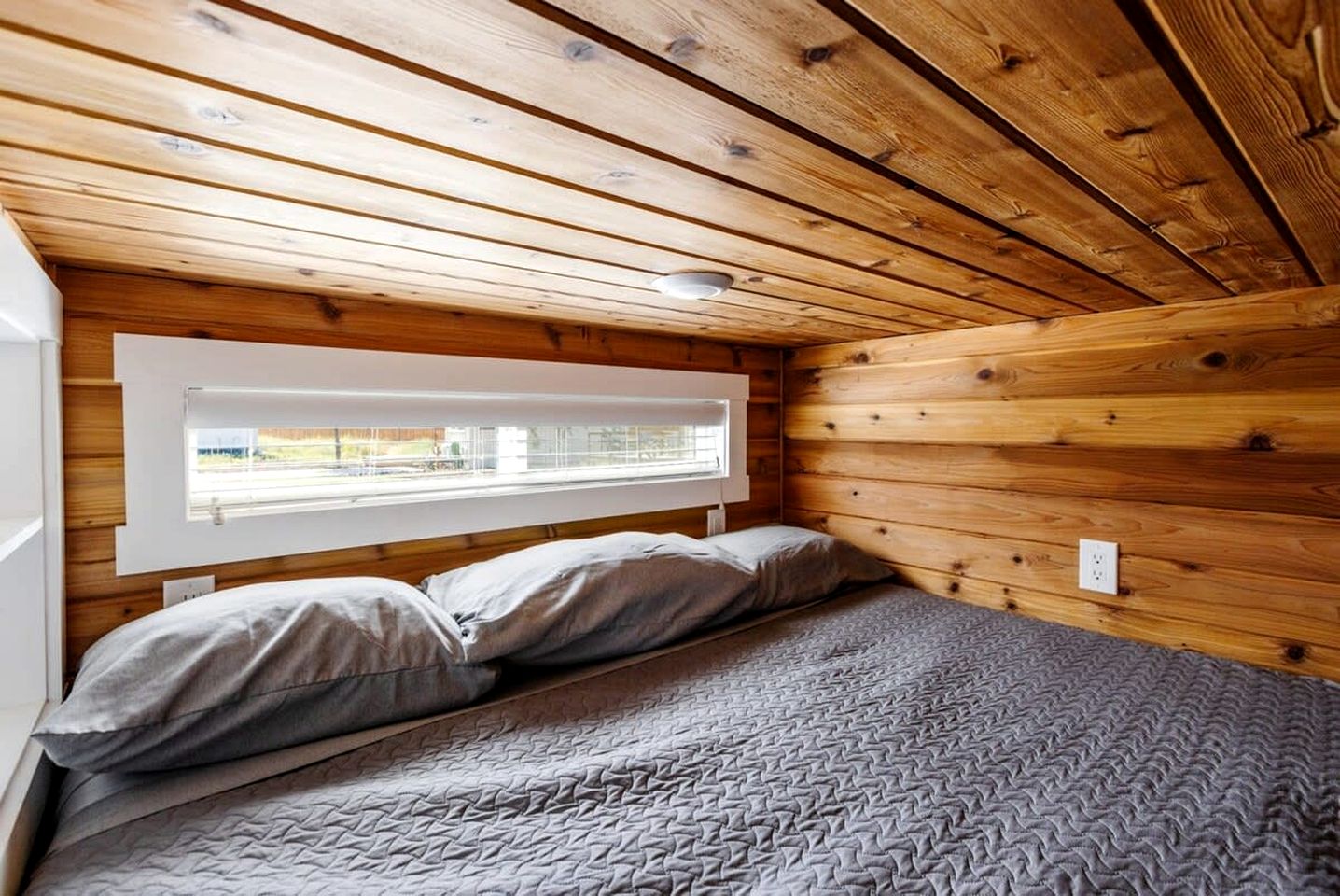 Family Fun Near Zion: Cozy Modern Tiny Home in Beautiful Utah!