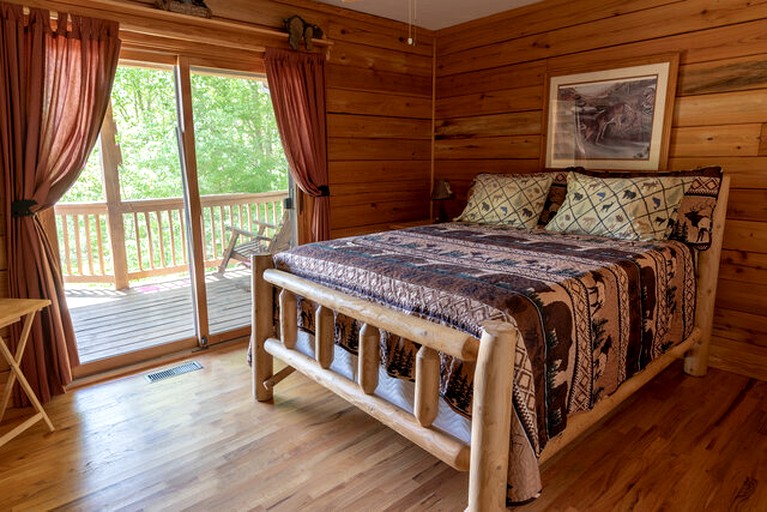 Cabins (United States of America, Topton, North Carolina)