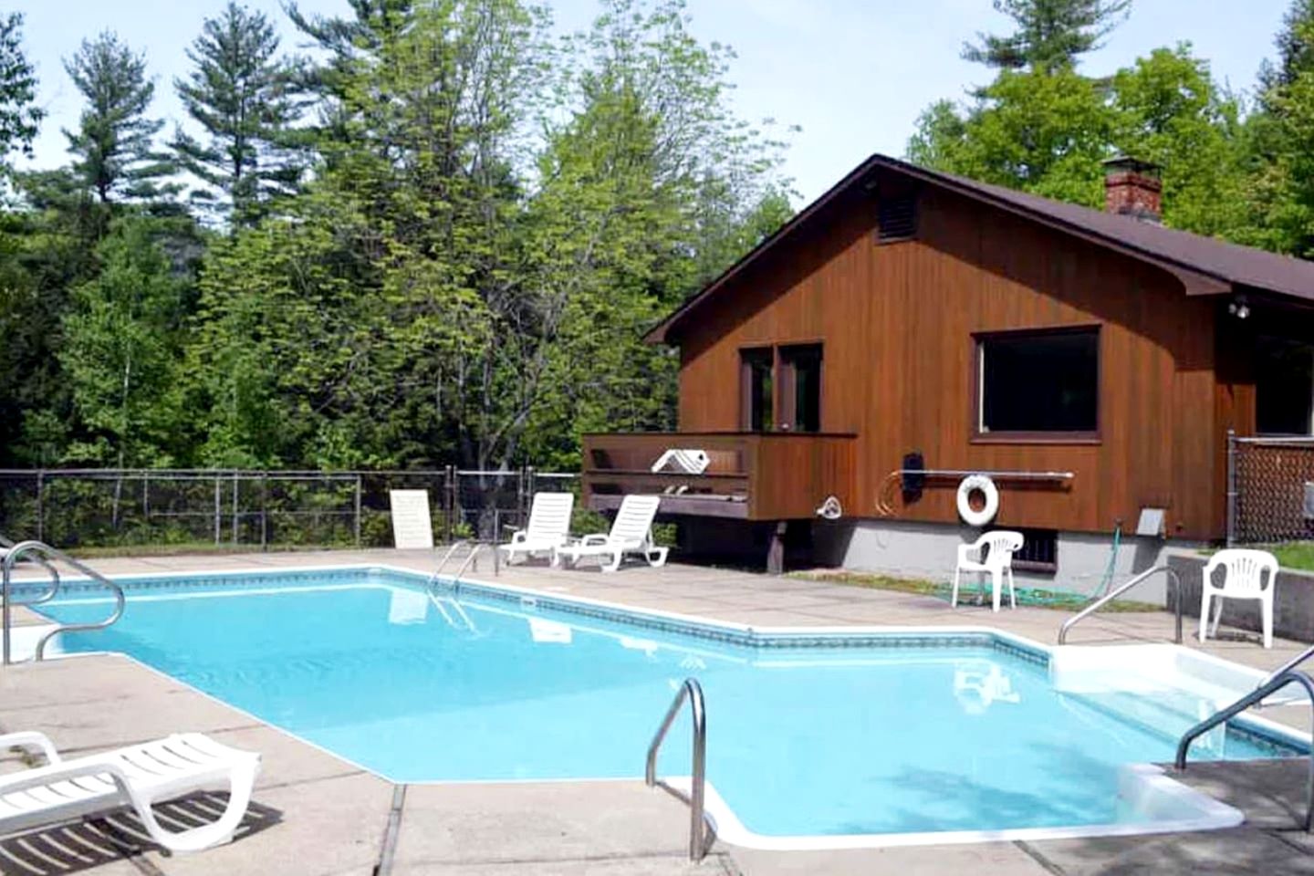 Family or Group Rental Ideal for Winter Sports in New Hampshire