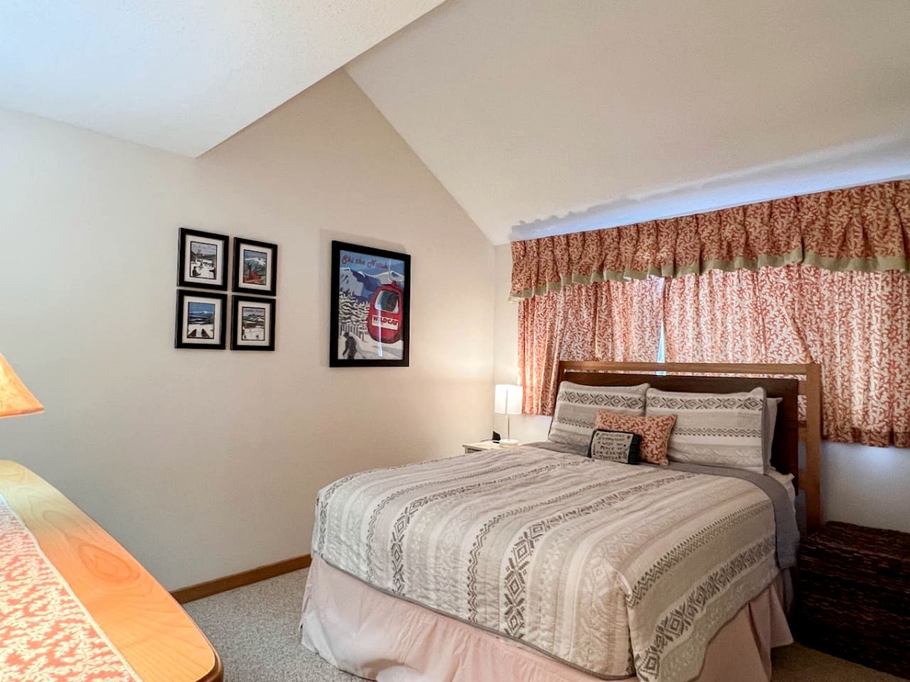 Family or Group Rental Ideal for Winter Sports in New Hampshire