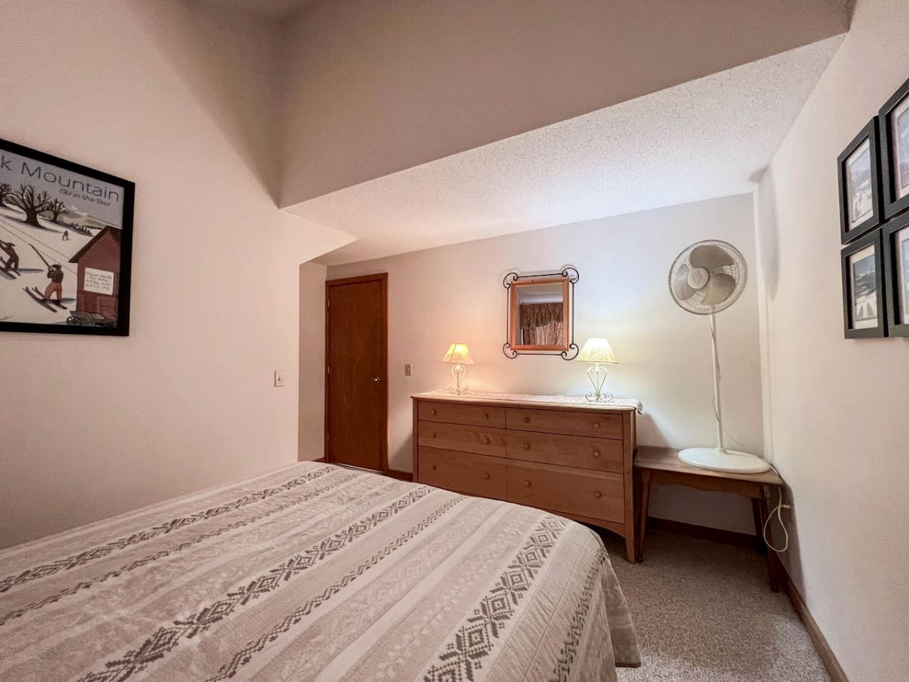 Family or Group Rental Ideal for Winter Sports in New Hampshire