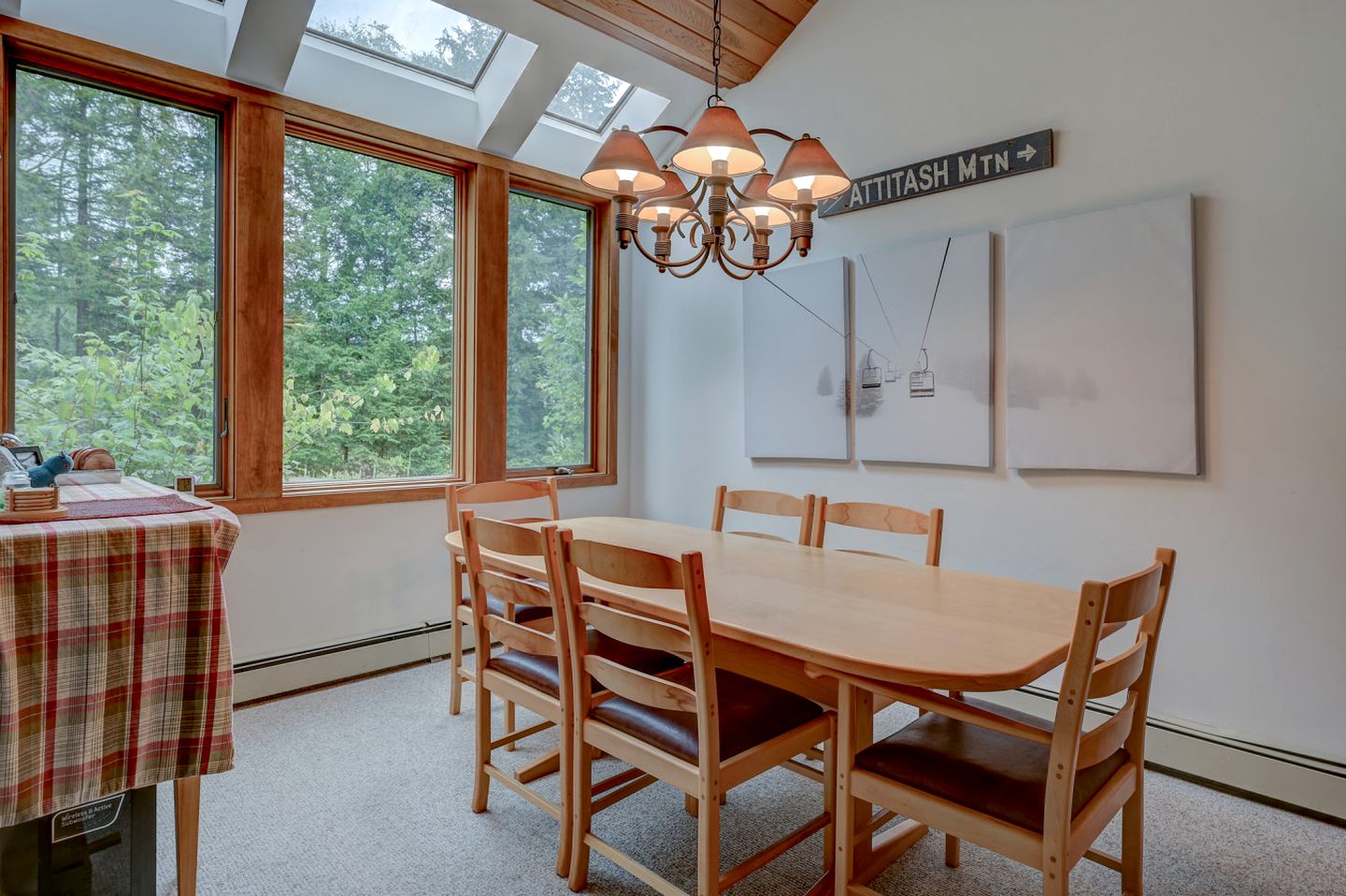 Family or Group Rental Ideal for Winter Sports in New Hampshire