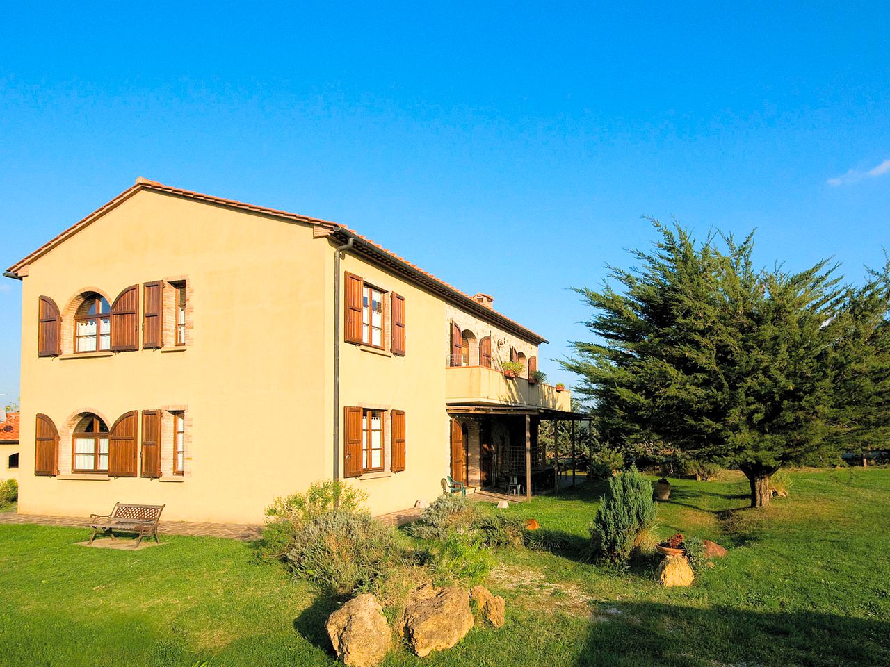 Gorgeous Rental on a Vineyard with a Pool in the Stunning Region of Tuscany, Italy