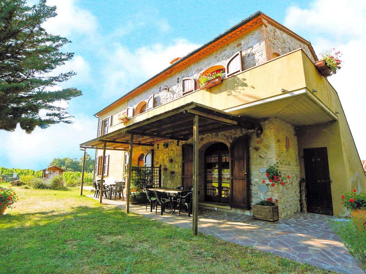 Gorgeous Rental on a Vineyard with a Pool in the Stunning Region of Tuscany, Italy