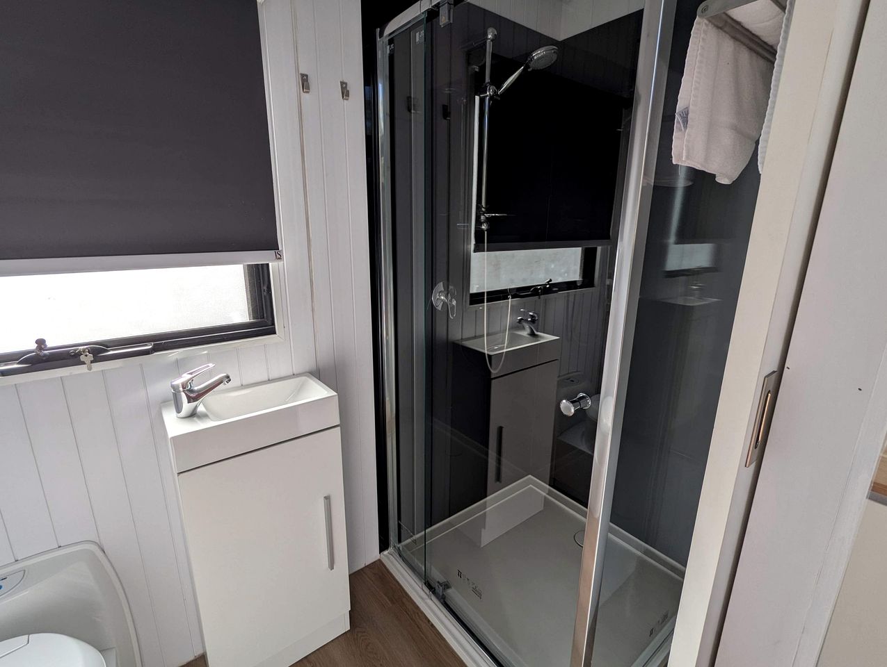 Family and Pet-Friendly Tiny House with Campfires and Barbecue Nights in Victoria, Australia