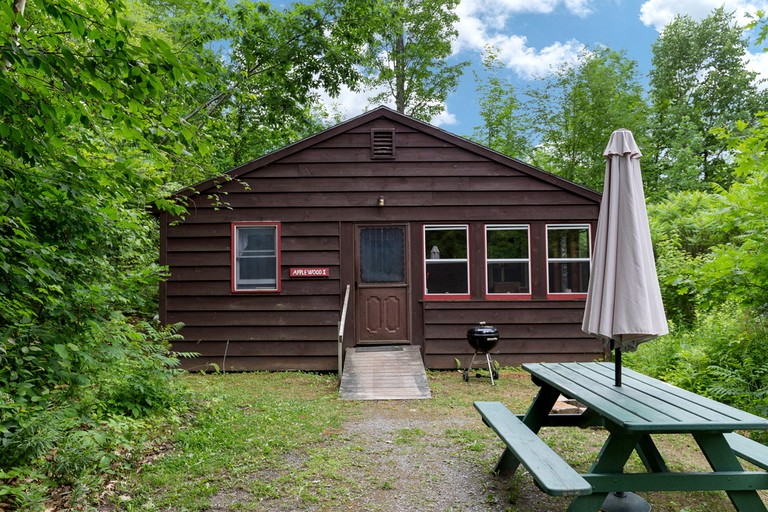 Cabins (United States of America, Lyme, New Hampshire)