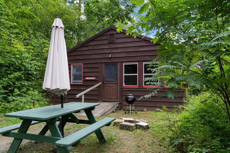 Cabins (United States of America, Lyme, New Hampshire)