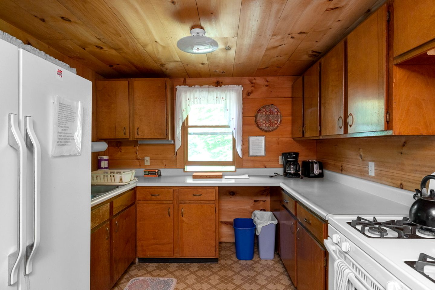 Family Mountain Vacation Rental with Fireplace in Connecticut River Valley