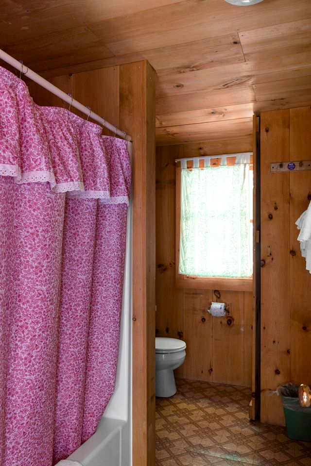 Family Mountain Vacation Rental with Fireplace in Connecticut River Valley