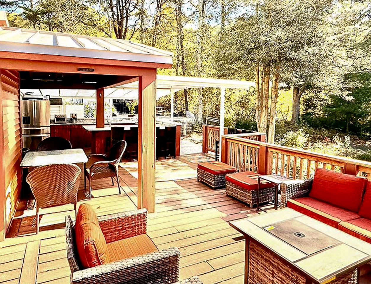 Breathtaking Cottage with Fire Pit in Sandwich, Massachusetts