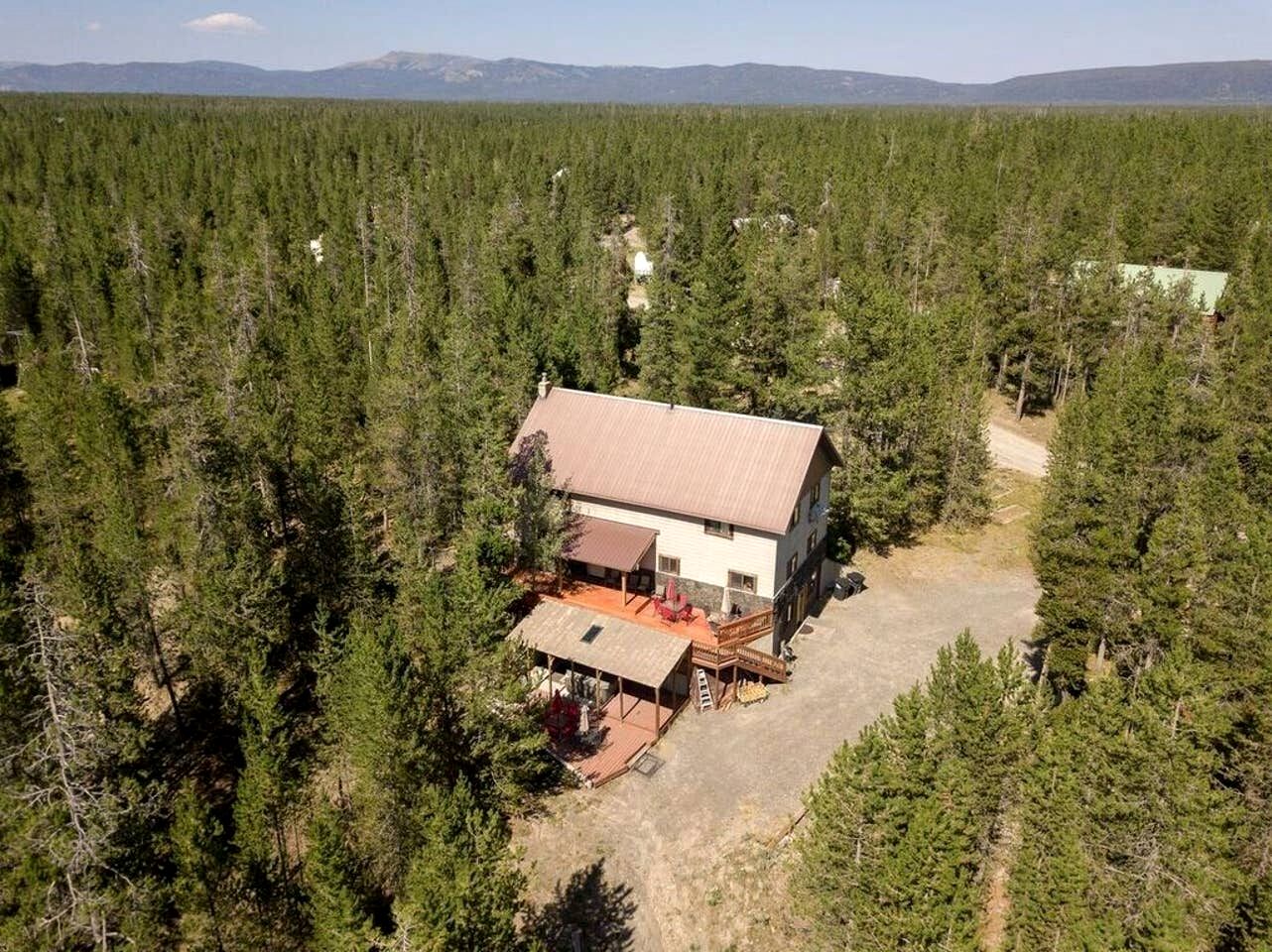 Incredible Cabin Perfect for Family Reunions near Yellowstone, Idaho