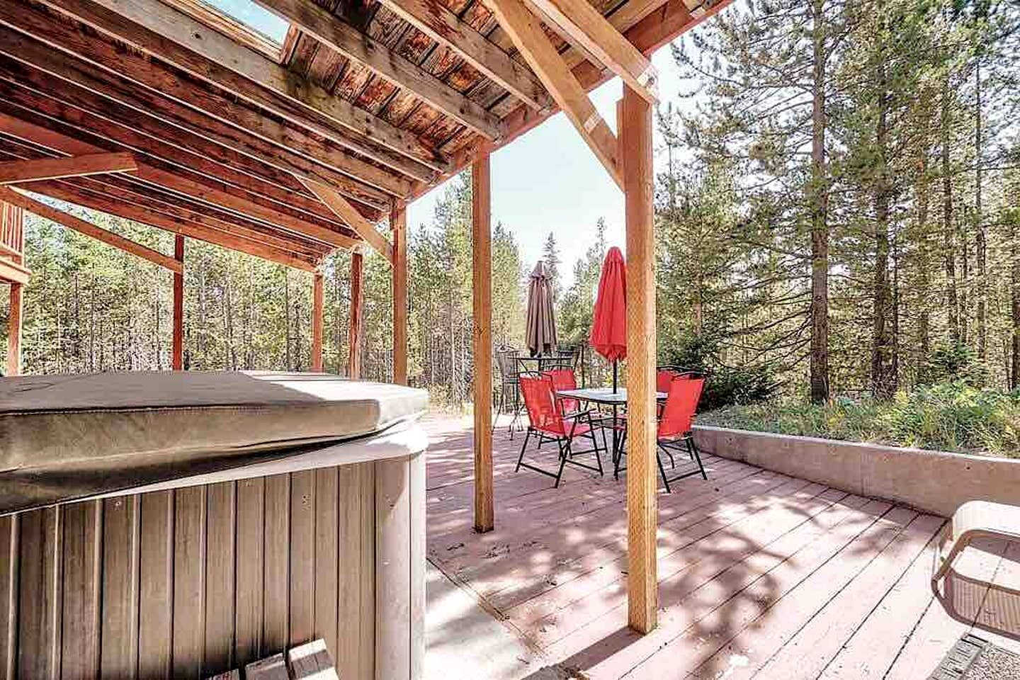 Incredible Cabin Perfect for Family Reunions near Yellowstone, Idaho